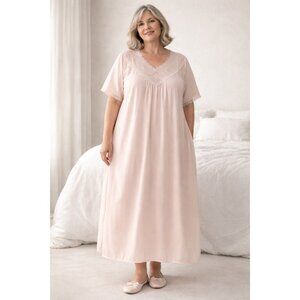 Vintage Barbizon Nightgown Plus Size 2X Peach Lace Trim Empire Waist